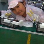 iphone-girl-01